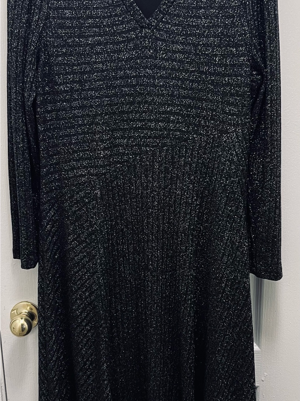 DKNY Black Metallic Knit V‑Neck Long Sleeve Dress